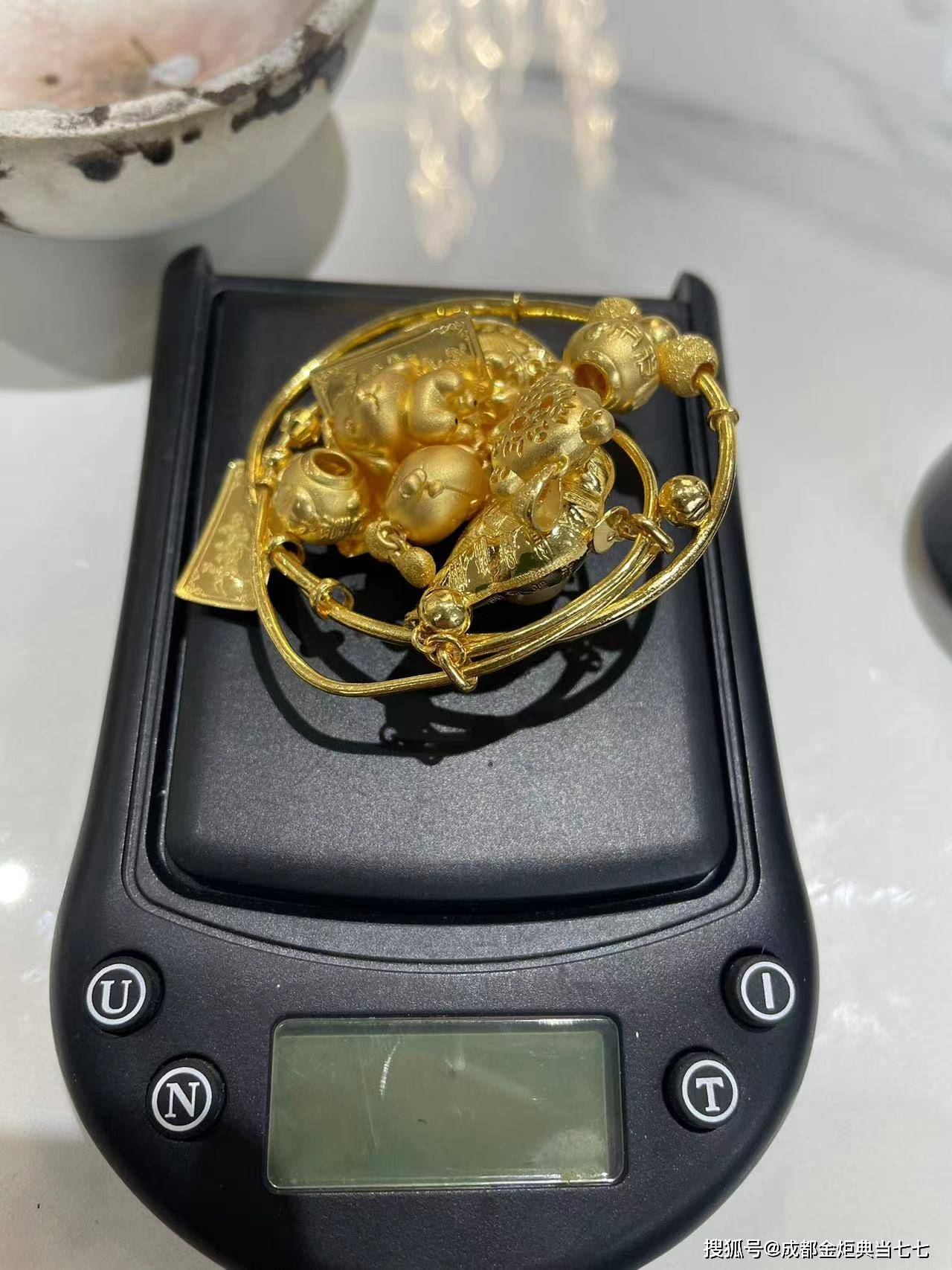 浮梁最新24小时上门回收金价方法分析(最方便真实的浮梁24小时上门回收黄金方法)